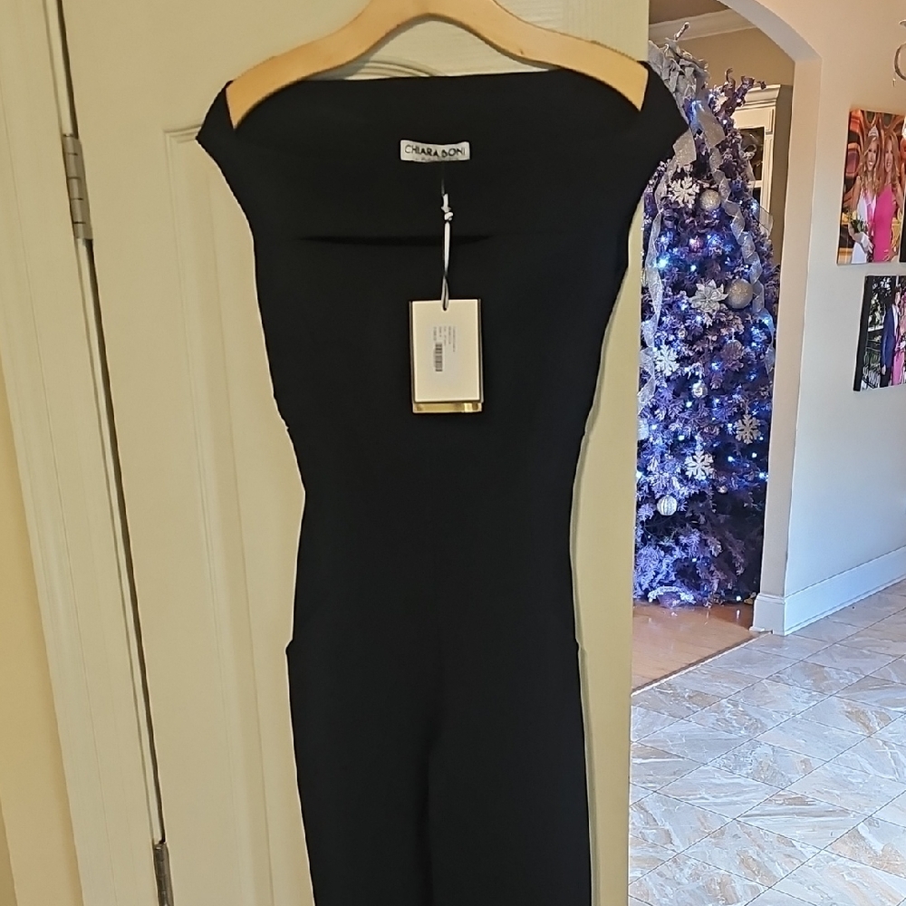 BNWT CHIARA BONI REBECCA JUMPSUIT SIZE 4